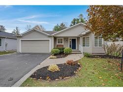 117 Bushmill Circle  Freelton, ON L8B 1A5