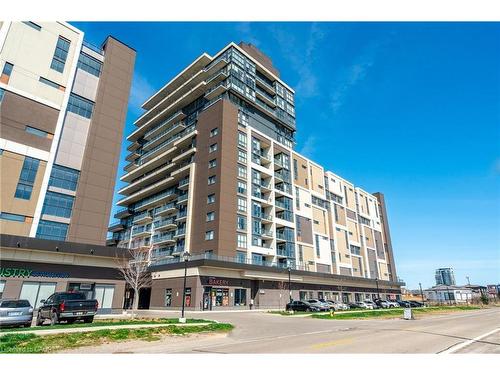 404-550 North Service Road  Grimsby, ON L3M 4E8