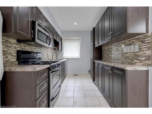 703 Lawrence Road, Hamilton, ON - Indoor Photo Showing Kitchen