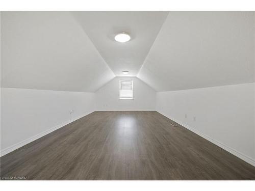 703 Lawrence Road, Hamilton, ON - Indoor Photo Showing Other Room