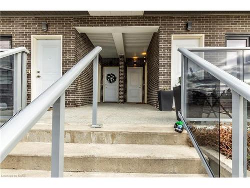 B4-1430 Highland Road W, Kitchener, ON - Outdoor With Exterior