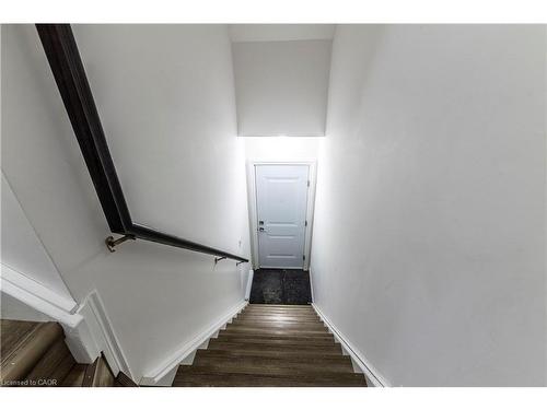 B4-1430 Highland Road W, Kitchener, ON - Indoor Photo Showing Other Room