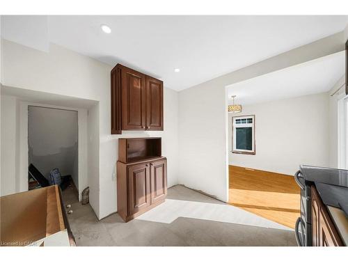 43 Perry Street, Barrie, ON - Indoor Photo Showing Other Room