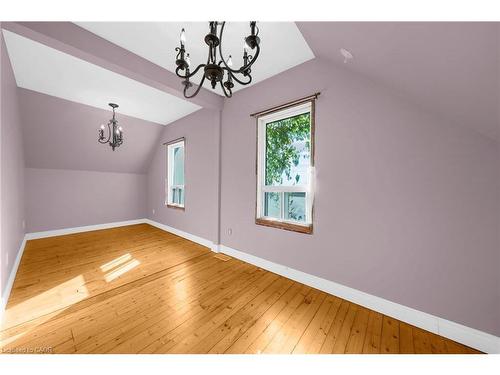 43 Perry Street, Barrie, ON - Indoor Photo Showing Other Room