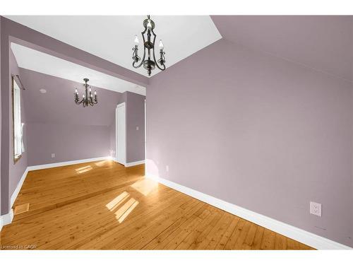 43 Perry Street, Barrie, ON - Indoor Photo Showing Other Room
