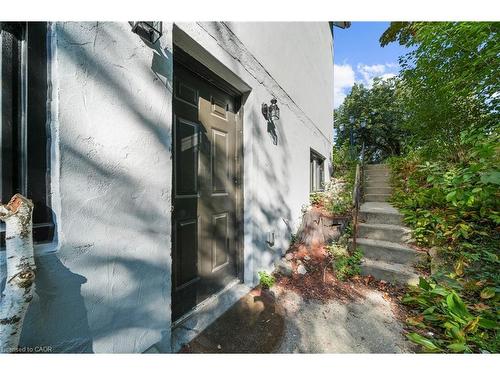 43 Perry Street, Barrie, ON - Outdoor