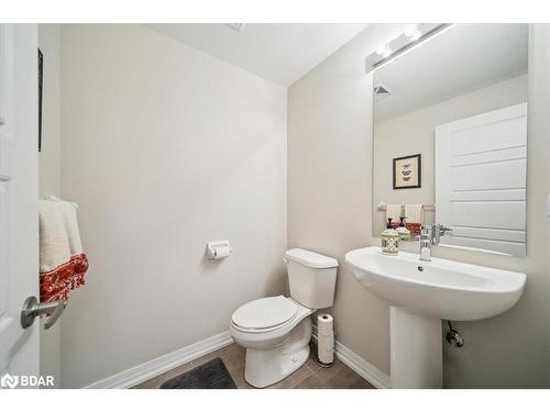 107-1202 Main Street E, Milton, ON - Indoor Photo Showing Bathroom