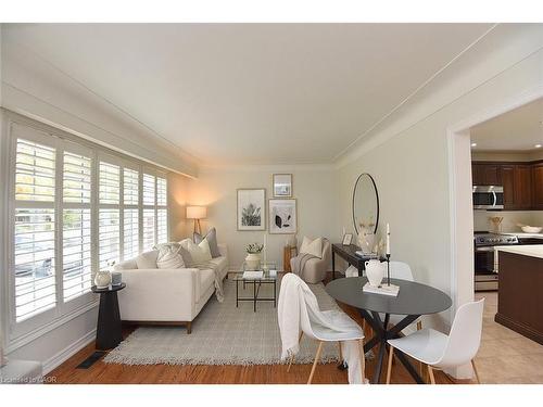 130 Delmar Drive, Hamilton, ON - Indoor