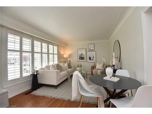 130 Delmar Drive, Hamilton, ON - Indoor