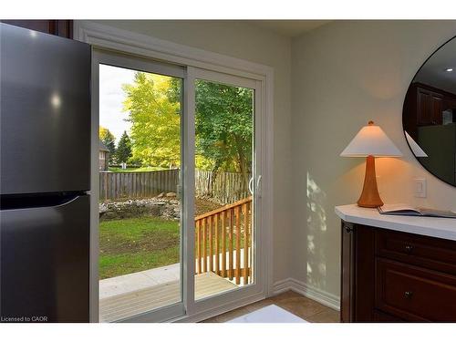 130 Delmar Drive, Hamilton, ON - Indoor Photo Showing Other Room