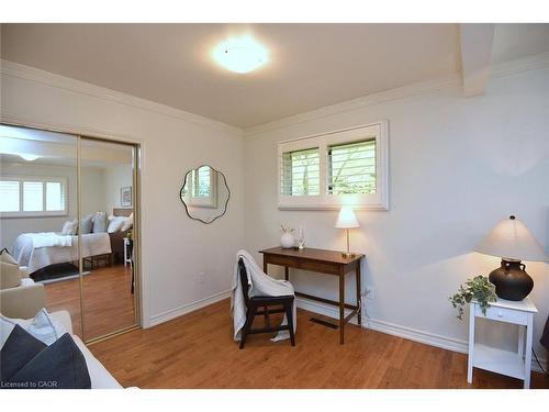 130 Delmar Drive, Hamilton, ON - Indoor