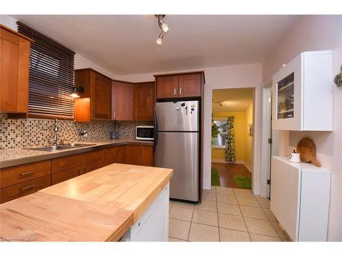 206 East 8Th Street, Hamilton, ON - Indoor Photo Showing Kitchen With Double Sink