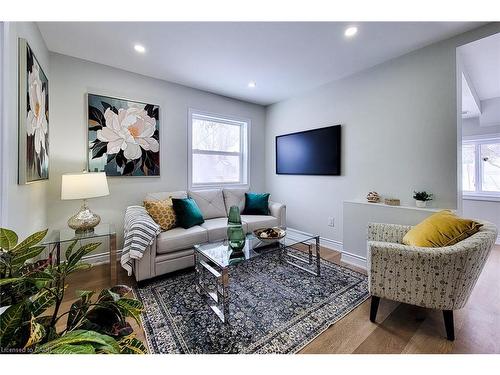 727 College Avenue  Woodstock, ON N4S 2C7