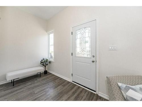 196 Picton Street E, Hamilton, ON - Indoor Photo Showing Other Room