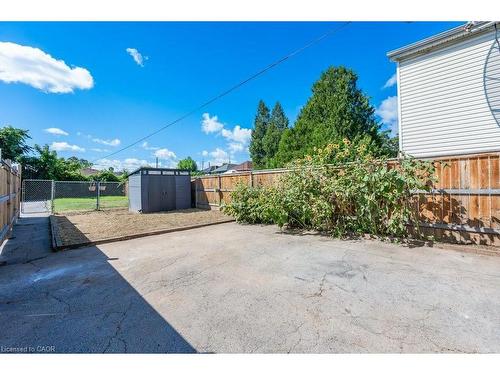 196 Picton Street E, Hamilton, ON - Outdoor