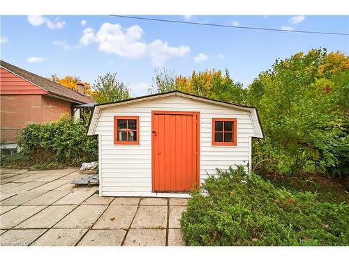 421 East 36Th Street, Hamilton, ON - Outdoor With Exterior