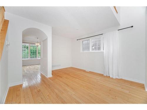 2499 Scotch Pine Drive, Oakville, ON - Indoor Photo Showing Other Room