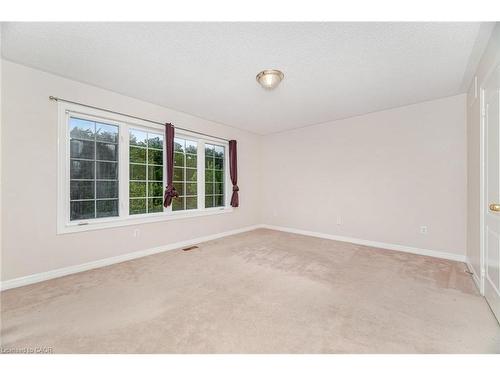 2499 Scotch Pine Drive, Oakville, ON - Indoor Photo Showing Other Room