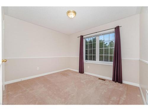 2499 Scotch Pine Drive, Oakville, ON - Indoor Photo Showing Other Room