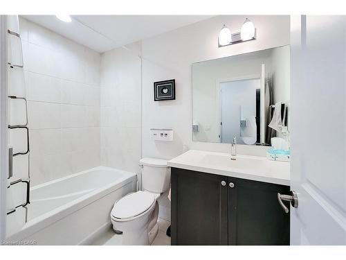 217-1 Redfern Avenue, Hamilton, ON - Indoor Photo Showing Bathroom