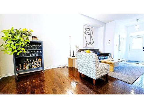 355 Hobbs Crescent, Milton, ON - Indoor