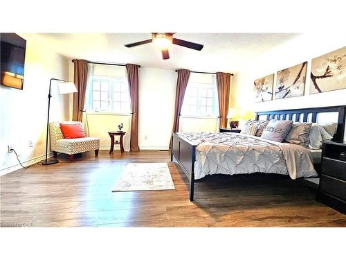 355 Hobbs Crescent, Milton, ON - Indoor Photo Showing Bedroom