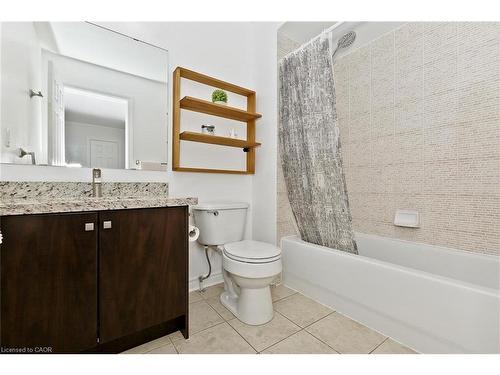 355 Hobbs Crescent, Milton, ON - Indoor Photo Showing Bathroom