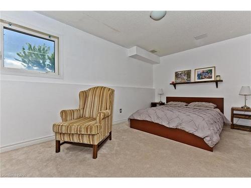 355 Hobbs Crescent, Milton, ON - Indoor Photo Showing Bedroom