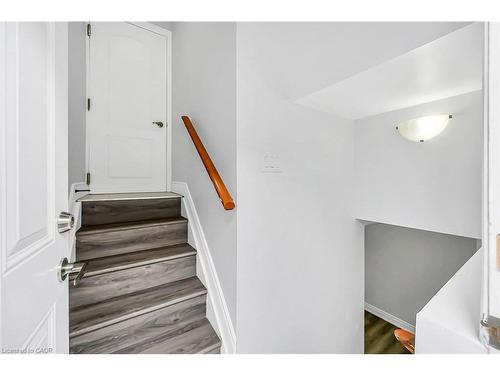 220 Grenfell Street, Hamilton, ON - Indoor Photo Showing Other Room