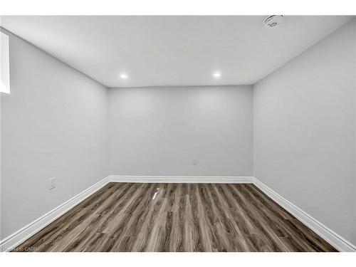 220 Grenfell Street, Hamilton, ON - Indoor Photo Showing Other Room