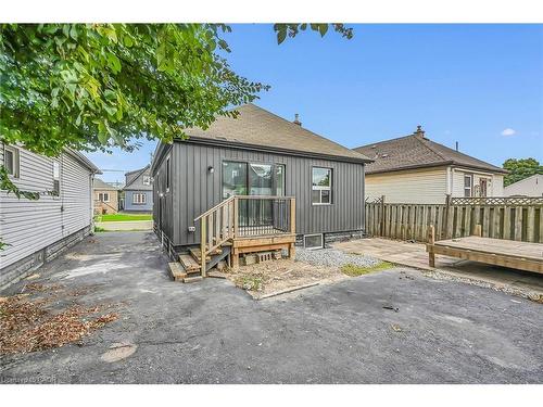 220 Grenfell Street, Hamilton, ON - Outdoor