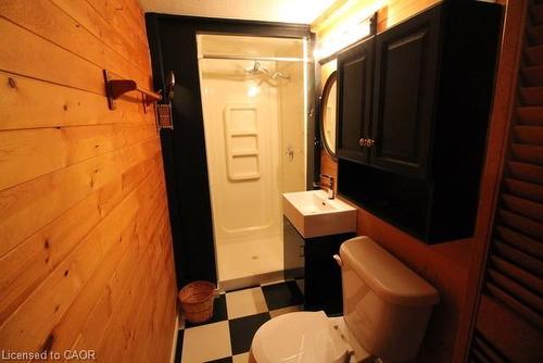 143 St James Street S, Waterford, ON - Indoor