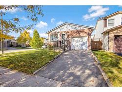 58 Muscot Drive  Stoney Creek, ON L8J 2B3