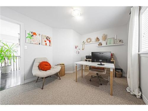 8 Matteo Trail, Hamilton, ON - Indoor Photo Showing Office