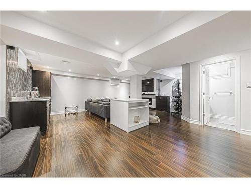 8 Matteo Trail, Hamilton, ON - Indoor Photo Showing Other Room