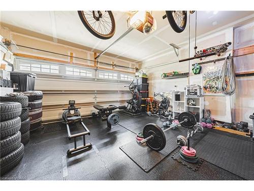 8 Matteo Trail, Hamilton, ON - Indoor Photo Showing Garage