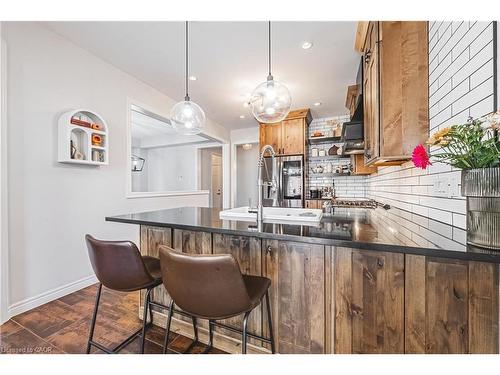 8 Matteo Trail, Hamilton, ON - Indoor