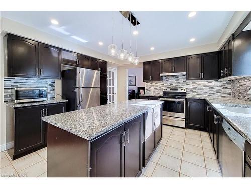 2 Citation Crescent, Hamilton, ON - Indoor Photo Showing Kitchen With Double Sink With Upgraded Kitchen