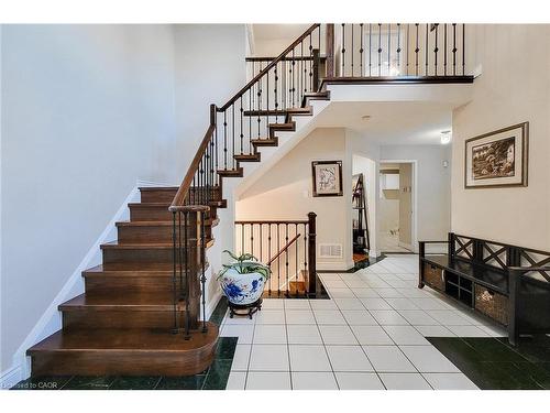 2 Citation Crescent, Hamilton, ON - Indoor Photo Showing Other Room