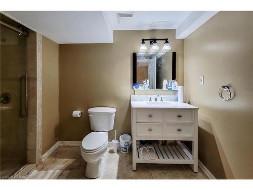 2 Citation Crescent, Hamilton, ON - Indoor Photo Showing Bathroom