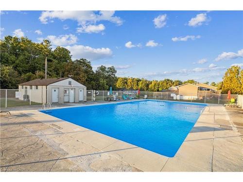 13 Spruce-4449 Milburough Line, Burlington, ON - Outdoor With In Ground Pool With Backyard
