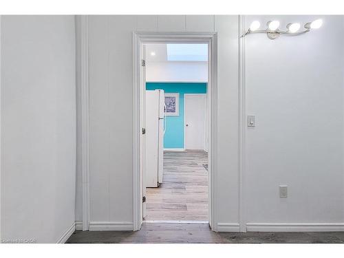 2-26 Barton Street W, Hamilton, ON - Indoor Photo Showing Other Room