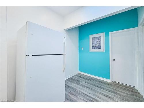 2-26 Barton Street W, Hamilton, ON - Indoor Photo Showing Other Room