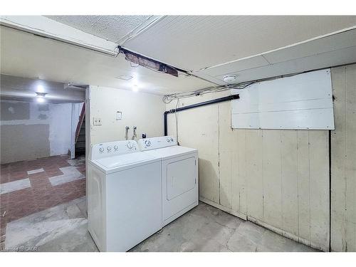 2-26 Barton Street W, Hamilton, ON - Indoor Photo Showing Laundry Room