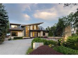 1540 Watersedge Road  Mississauga, ON L5J 1A4