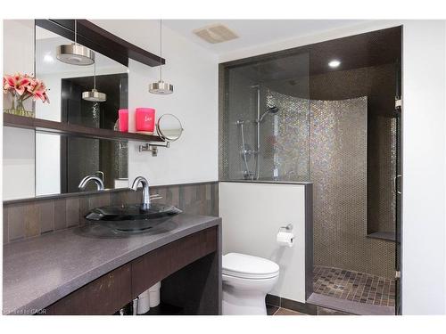 1540 Watersedge Road, Mississauga, ON - Indoor Photo Showing Bathroom