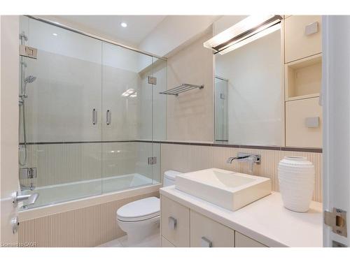 1540 Watersedge Road, Mississauga, ON - Indoor Photo Showing Bathroom