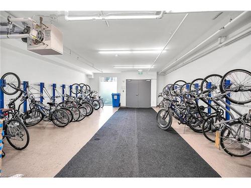 311-35 Southshore Crescent, Hamilton, ON - Indoor Photo Showing Other Room