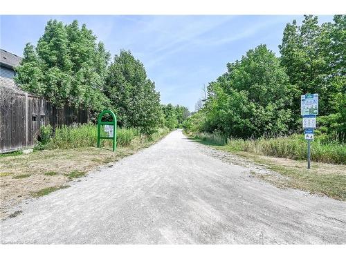 311-35 Southshore Crescent, Hamilton, ON - Outdoor