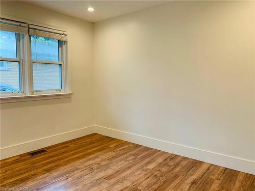 204 West 19Th Street, Hamilton, ON - Indoor Photo Showing Other Room